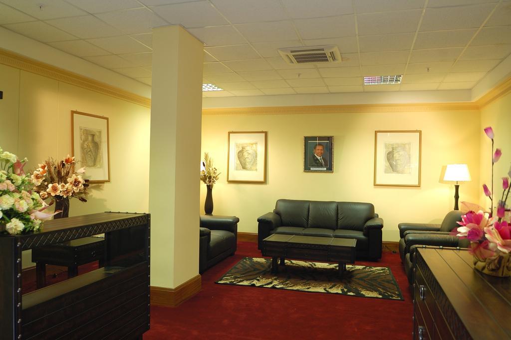 Blue Pearl Hotel & Apartments Dar es Salaam Exterior foto